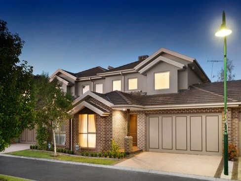 8 Kingswood Rise Box Hill South 3128