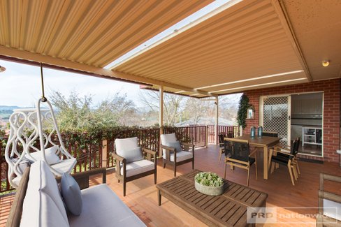 8 Kirk Avenue, TUMUT NSW 2720