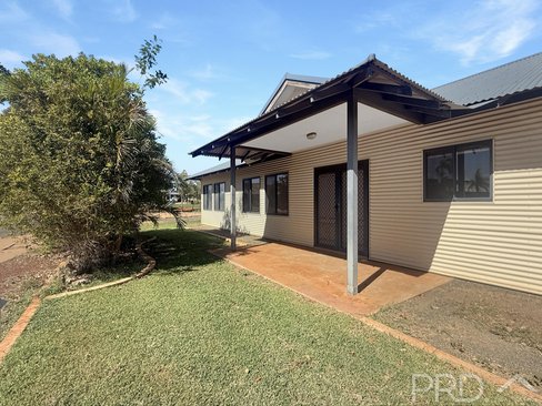 8 Koolinda Parade, BAYNTON WA 6714