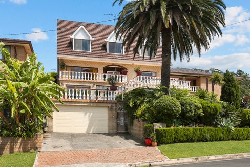 8 Lutana Place, CONISTON NSW 2500