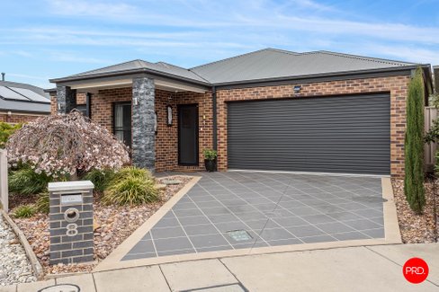 8 Maplewood Court, WHITE HILLS VIC 3550