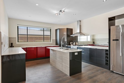 8 Mary Davis Ave, KOONAWARRA NSW 2530