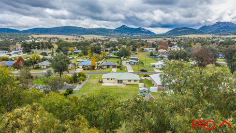 8 Maunder Street, MOONBI NSW 2353