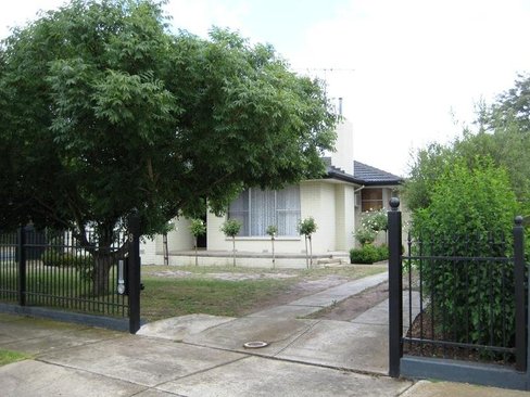 8 Merlin Crescent Corio 3214