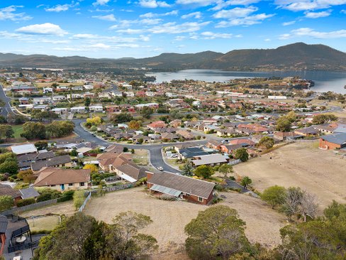 8 Merriwa Street, BERRIEDALE TAS 7011