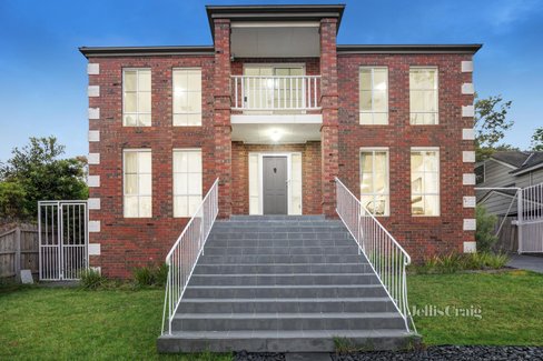 8 Miller Crescent Mount Waverley 3149