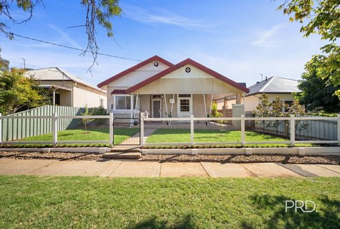 8 Norman Street, TURVEY PARK NSW 2650