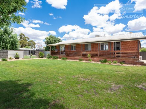 8 O'Connor Street, URANQUINTY NSW 2652