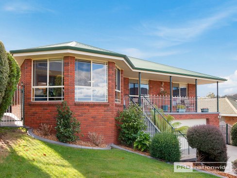 8 Peta Court, OLD BEACH TAS 7017