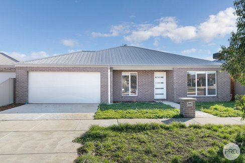 8 Picasso Street, WINTER VALLEY
