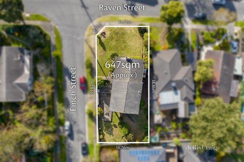 8 Raven Street Doncaster East 3109