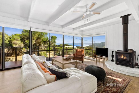 8 Reserve Road Aireys Inlet 3231