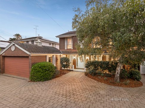 8 Robyn Street Doncaster 3108