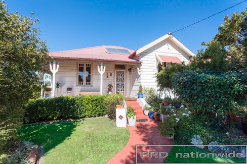 8 Russell St, BRANXTON NSW 2335