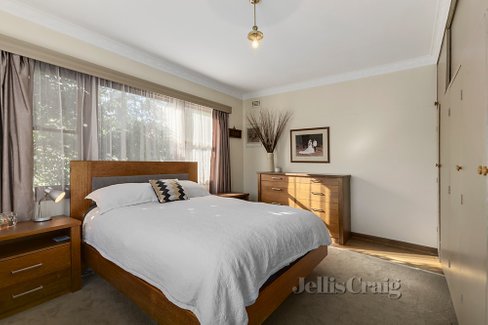 8 Schulz Street Bentleigh East 3165