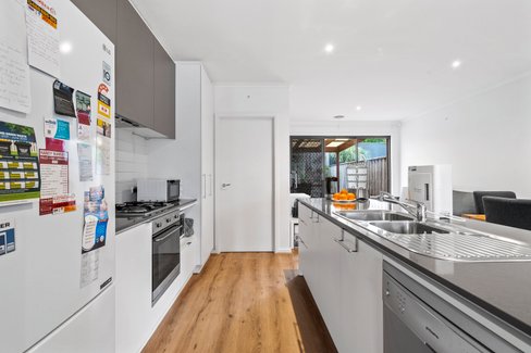 8 St James Park Drive Mulgrave 3170