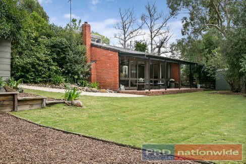 8 The Gums, MOUNT CLEAR VIC 3350