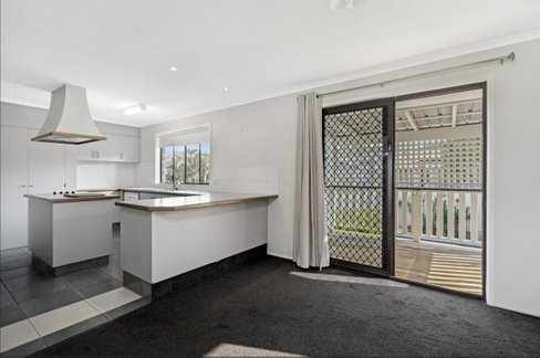 8 Tulip Street, Miami QLD 4220