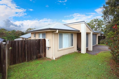 8 Valda Avenue, COOMERA QLD 4209