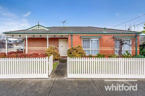 8 Waiora Avenue, Hamlyn&nbsp;Heights