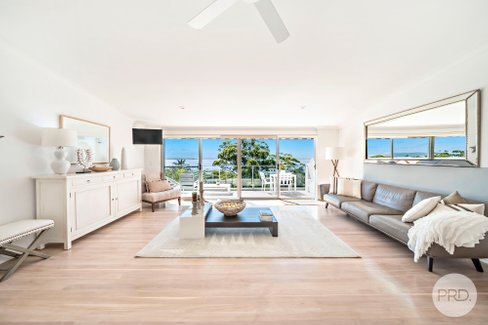 8 Wallawa Road, NELSON BAY NSW 2315