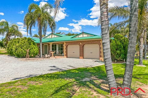 8 Warwick Road, TAMWORTH NSW 2340
