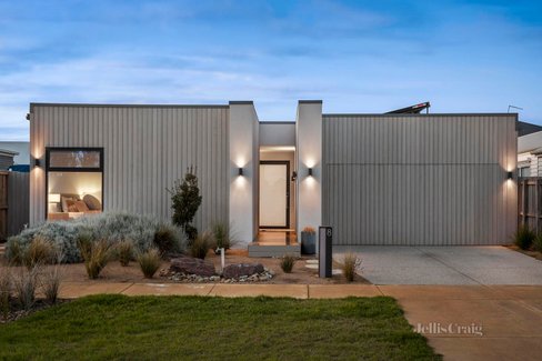 8 Wirilda Way Point Lonsdale 3225