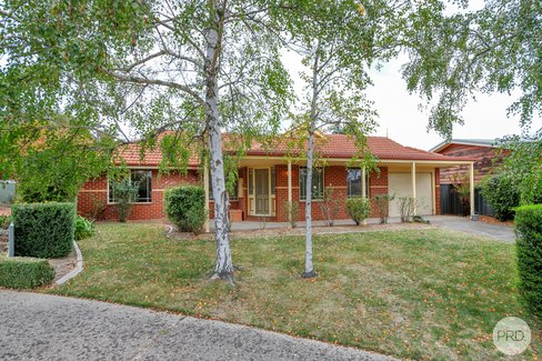 8 Wright Court, CRESWICK