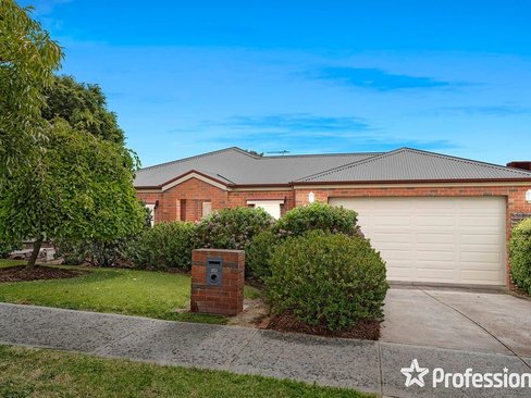 80 Blue Ridge Drive Mooroolbark 3138