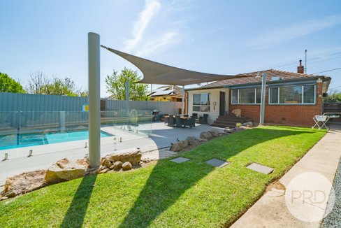 80 Bourke Street, TURVEY PARK NSW 2650