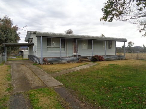 80 Lacmalac Road, TUMUT NSW 2720