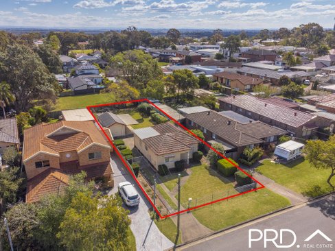 80 Ramsay Road, PICNIC POINT NSW 2213