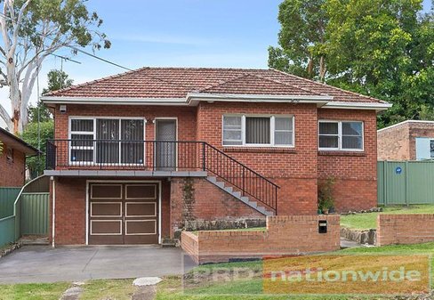 803 Henry Lawson Drive, PICNIC POINT NSW 2213