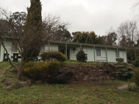 81-83 Gilbert St, TUMBARUMBA NSW 2653