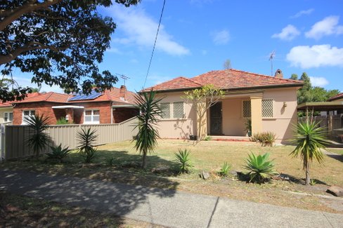 81 Alice Street, SANS SOUCI NSW 2219