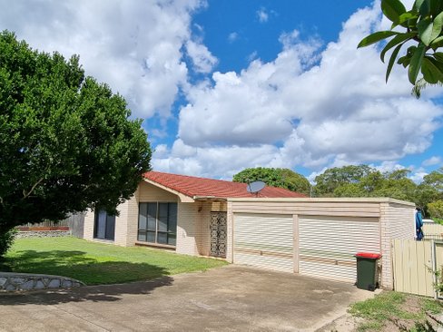 81 Booth Avenue, TANNUM SANDS QLD 4680