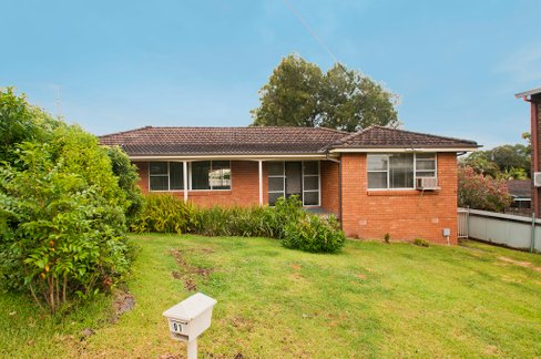 81 Emerson Rd, DAPTO NSW 2530
