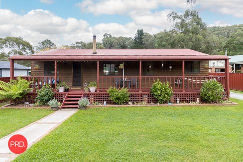 81 Foxlow Street, CAPTAINS FLAT NSW 2623