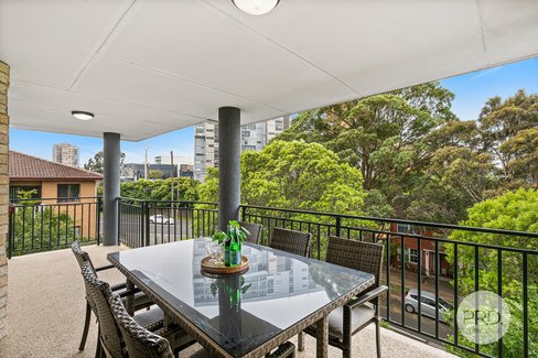 8/1 St Georges Pde, HURSTVILLE NSW 2220