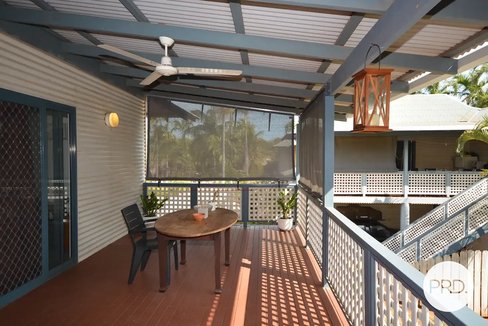 8/10 Bagot Street, DJUGUN