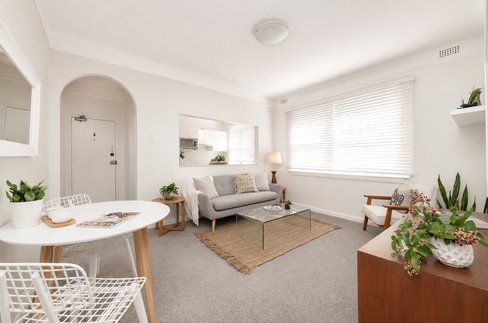 8/10 Warners Avenue, NORTH BONDI