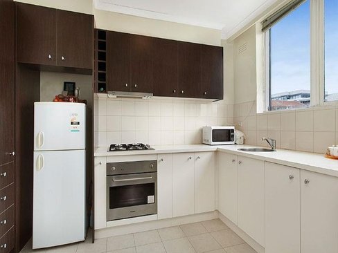 8 11 Bishop Street Box Hill 3128