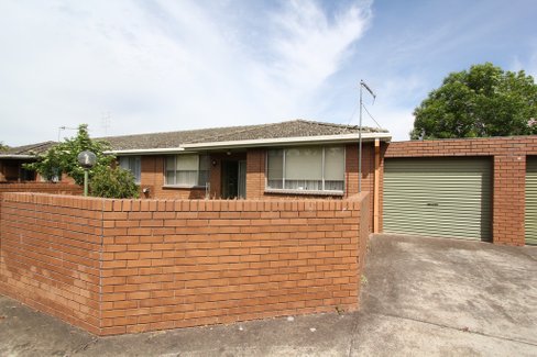 8/1110 Howitt Street, WENDOUREE VIC 3355