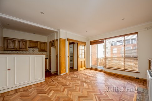 8/123 Millswyn Street South Yarra 3141