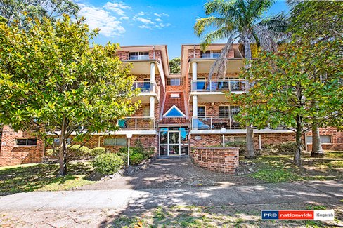 8/13-15 Nielsen Avenue, CARLTON NSW 2218