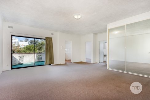 8/13 Railway Street, KOGARAH NSW 2217