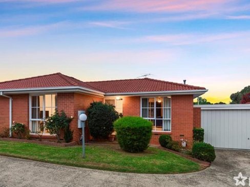 8 139 Warrandyte Road Ringwood North 3134