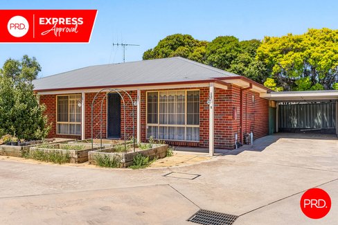 8/14 Butts Road, EAGLEHAWK VIC 3556