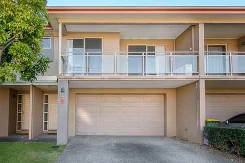 81/4 University Drive, ROBINA QLD 4226