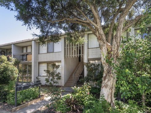 8 1425 High Street  Glen Iris 3146